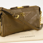 Image de l'article Petit sac Panthea marron de la marque Valentino Garavani pour Femme - Saison Printemps-Été 2026 - Vue détaillée_2