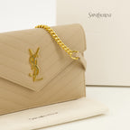 Sacs à main et épaule Portefeuilles Cassandre avec chaîne en cuir grainé beige Saint Laurent Beige Femme