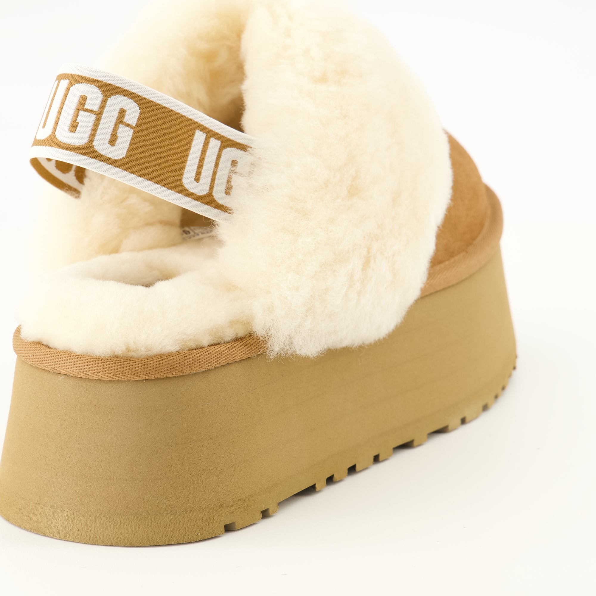 Chaussures ouvertes Funkette Brown Slippers Ugg Marron Femme