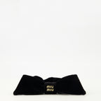 Imagen del chouchou de terciopelo negro de Miu Miu para mujer - Temporada Primavera-Verano 2026 - Vista Frontal