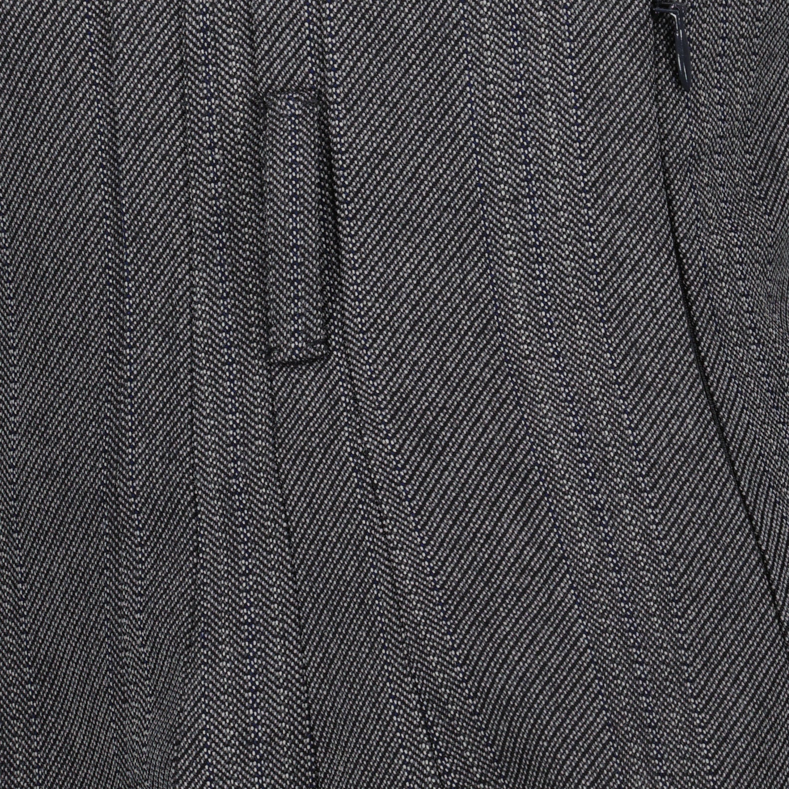 Shorts Short en laine Prada Gris Femme