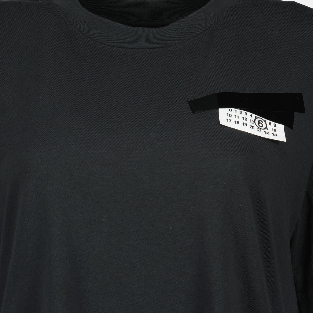 Image de l'article T-shirt noir de la marque Mm6 pour Femme - Saison Automne-Hiver 2025 - Vue détaillée_5