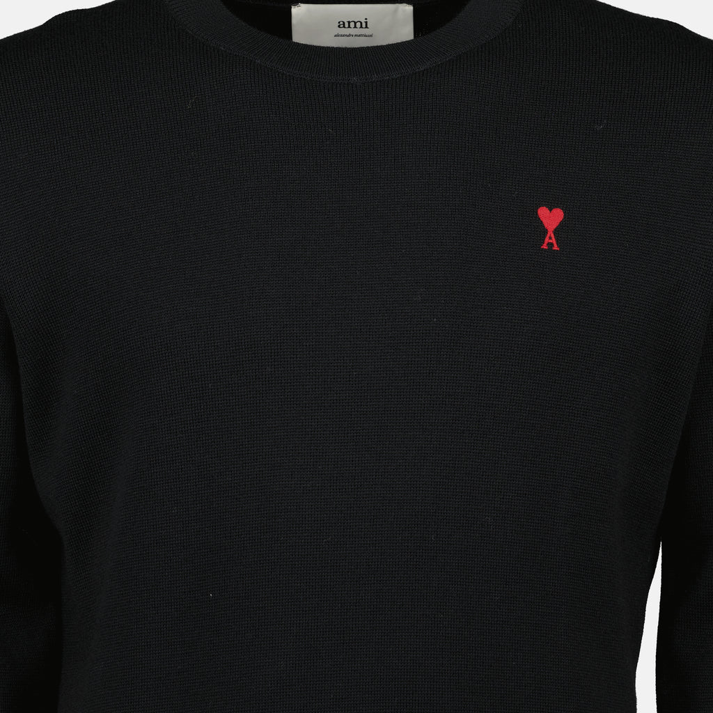 Image of the Ami heart sweater from the brand Ami PARIS for Men - Autumn-Winter 2025 - Detailed View 3