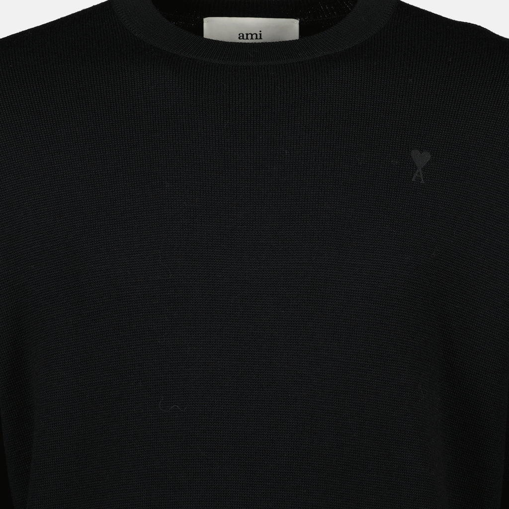 Image of the Black Heart Sweater from the brand Ami PARIS for Men - Autumn-Winter 2025 - Detailed View_3