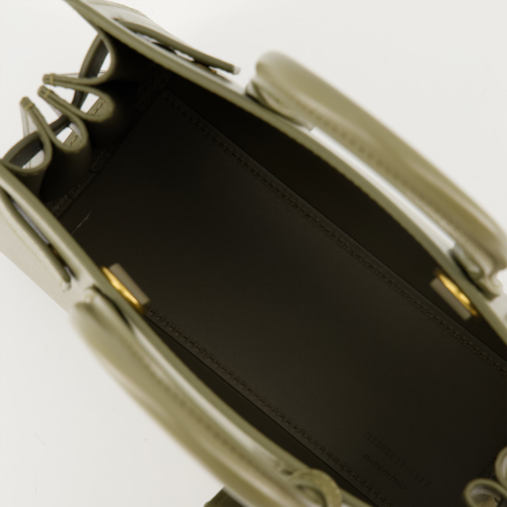 Immagine della borsa da giorno nano di Saint Laurent per donna - Stagione Autunno-Inverno 2025 - Vista Dettagliata_2