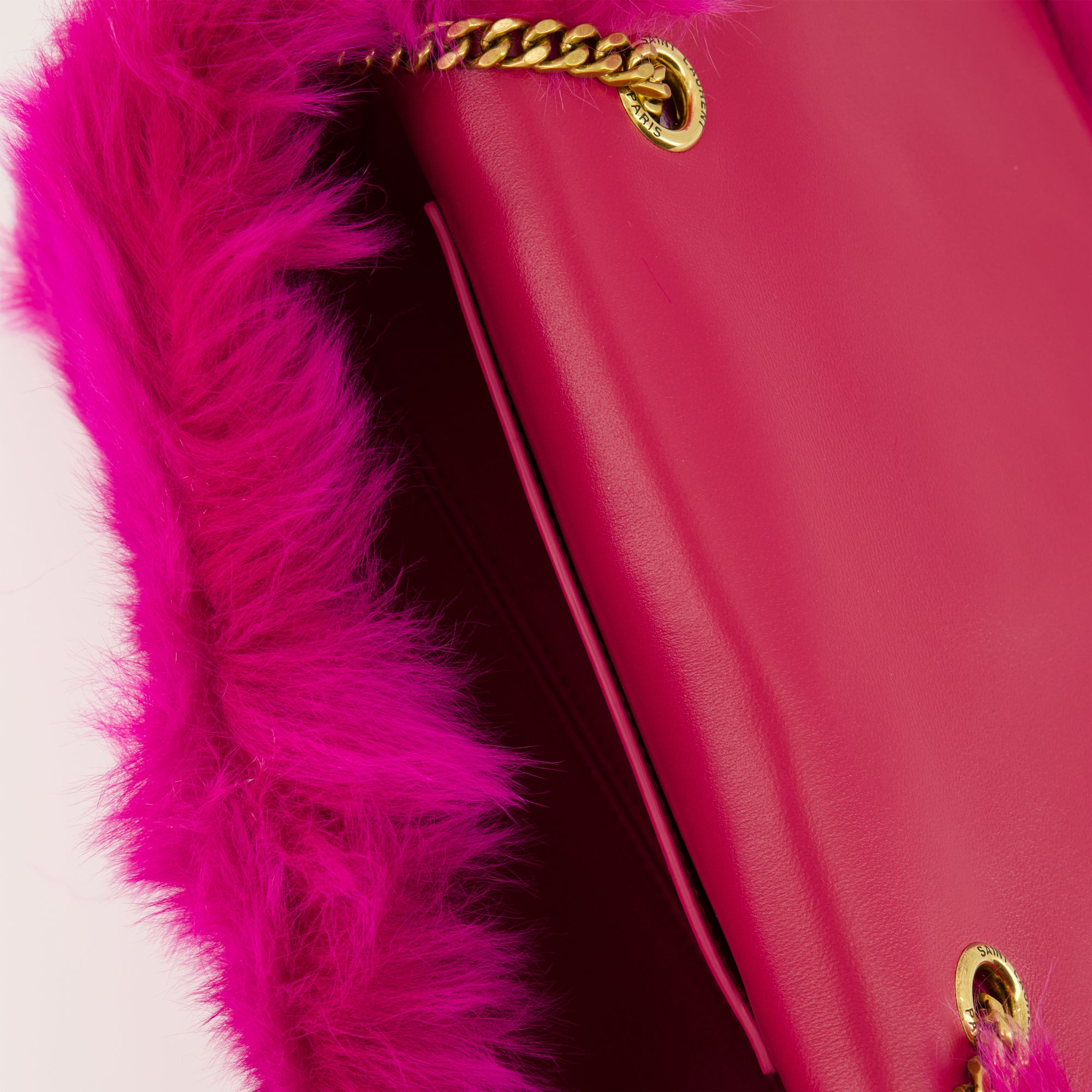 Immagine della borsa Kate in pelliccia sintetica del marchio Saint Laurent per donna - Stagione Autunno-Inverno 2025 - Vista Dettagliata_3