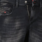 Image de l'article Jean D-Strukt L32 noir de la marque Diesel pour Homme - Saison Printemps-Été 2026 - Vue détaillée_2