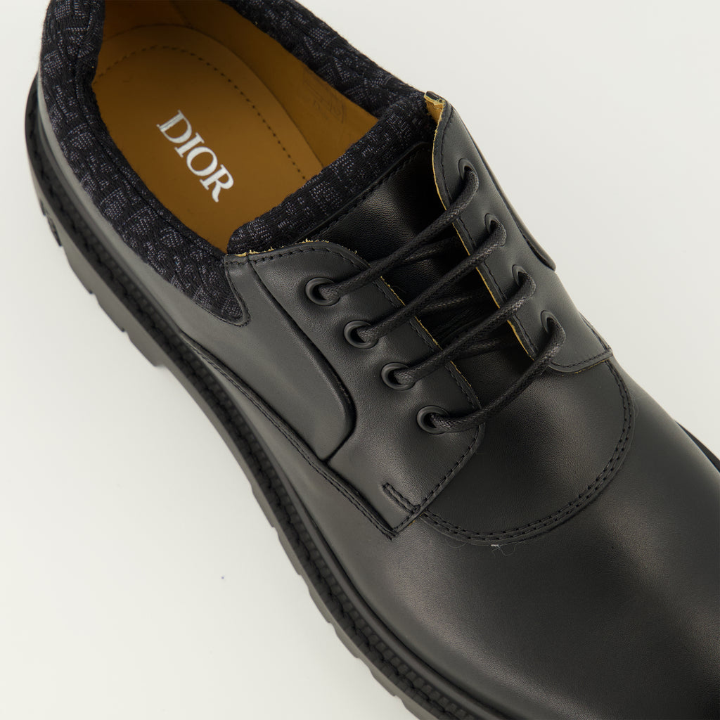 Image of the black Derby Explorer III by Dior for Men - Spring-Summer 2026 - Back view