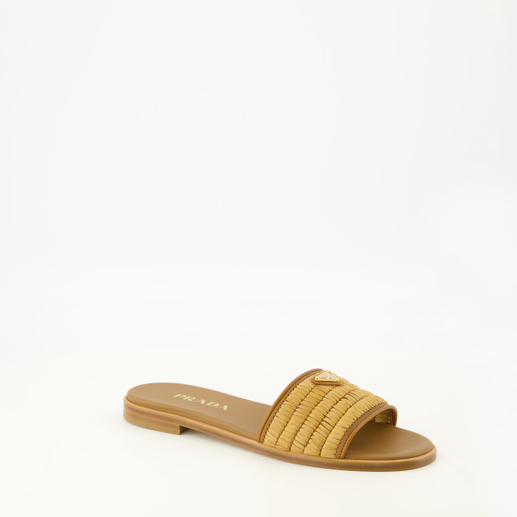 Chaussures ouvertes Mules em Couro e Crochê Castanhos Prada Marron Femme