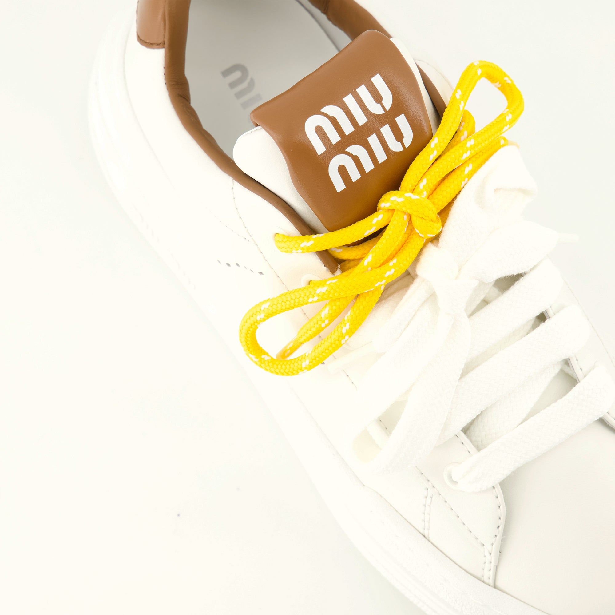 Baskets Baskets en cuir blanches Miu Miu Blanc Femme