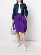 Imagen de la chaqueta de denim bordada de la marca Patou para mujer - Temporada Otoño-Invierno 2025 - Vista Trasera
