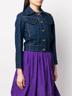 Imagen de la chaqueta de denim bordada de la marca Patou para mujer - Temporada Otoño-Invierno 2025 - Vista Detallada 1