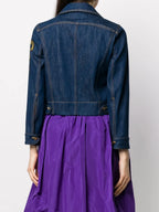 Imagen de la chaqueta de denim bordada de la marca Patou para mujer - Temporada Otoño-Invierno 2025 - Vista Detallada 4