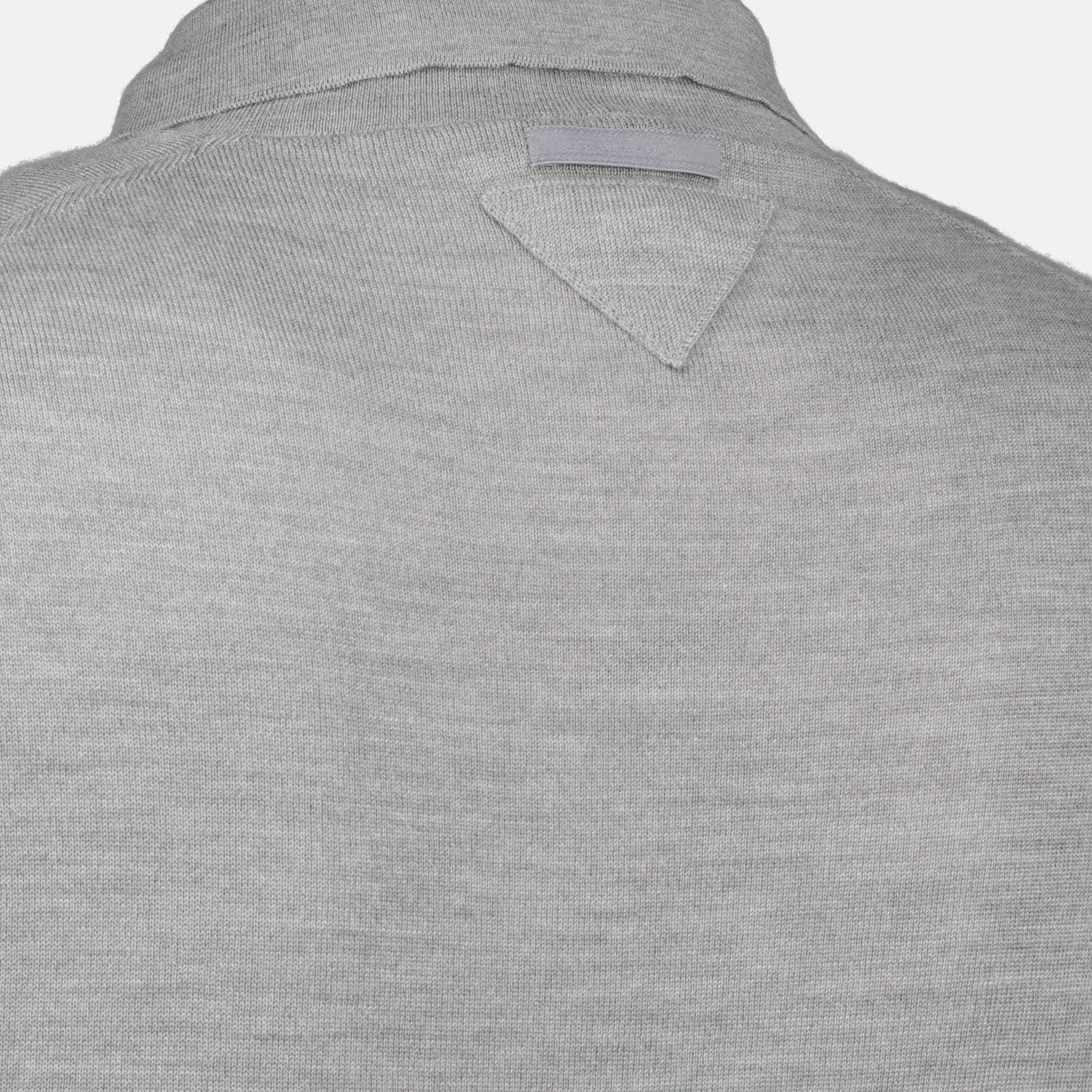 Image of the Prada Men's Cashmere and Silk Polo - Autumn-Winter 2025 - Detailed View_7