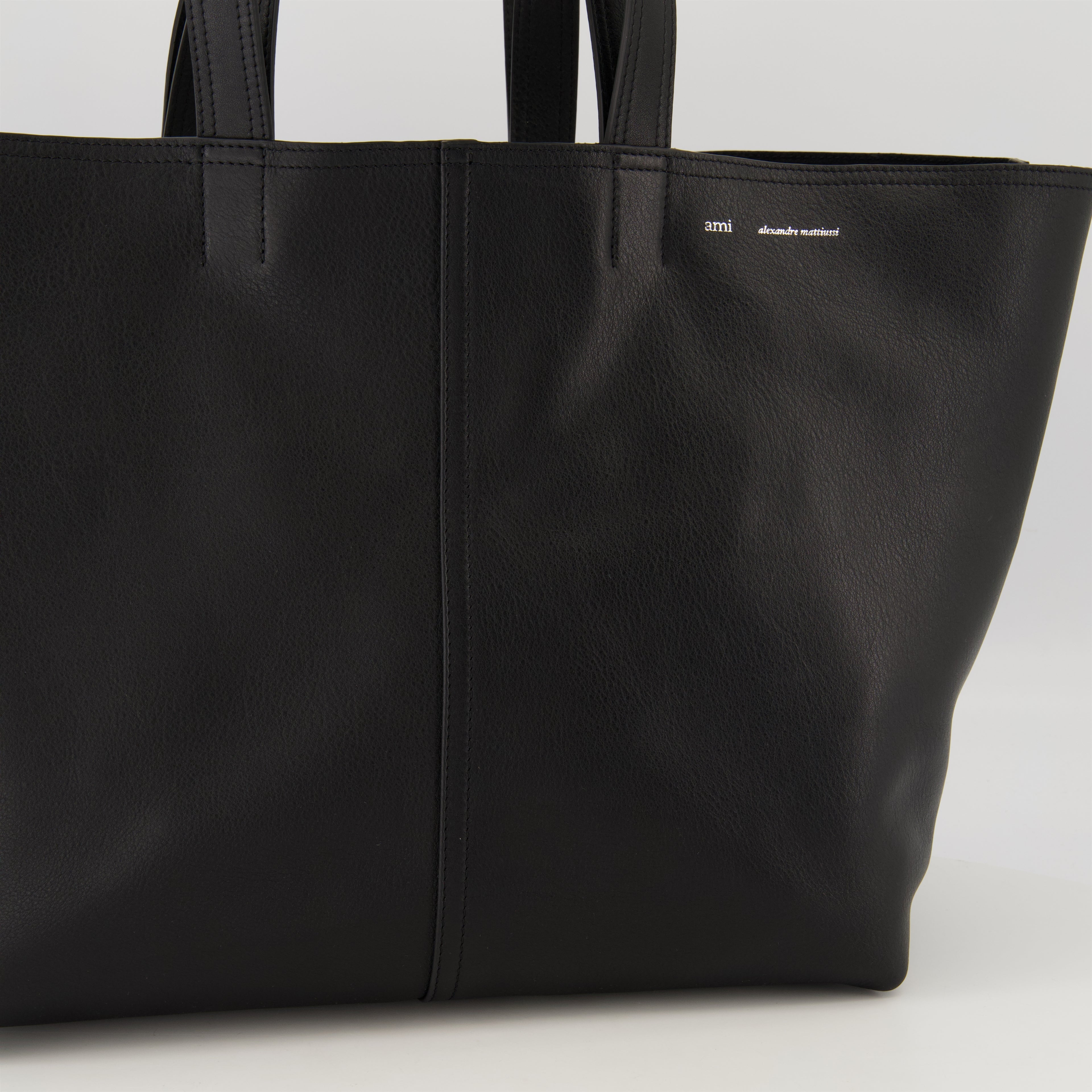 Tote bags Tote Bag Ami PARIS Black Unisex