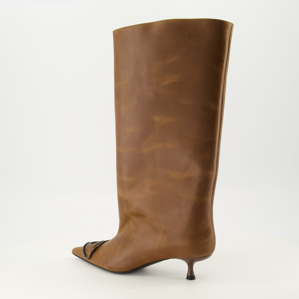 Bild der Diesel D-Venus Stiefel für Damen - Herbst-Winter 2025 - Dreiviertelansicht von hinten rechts