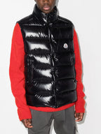 Imagen del artículo Chaleco de plumas Tibb de la marca Moncler para Hombre - Temporada Otoño-Invierno 2025 - Vista Trasera