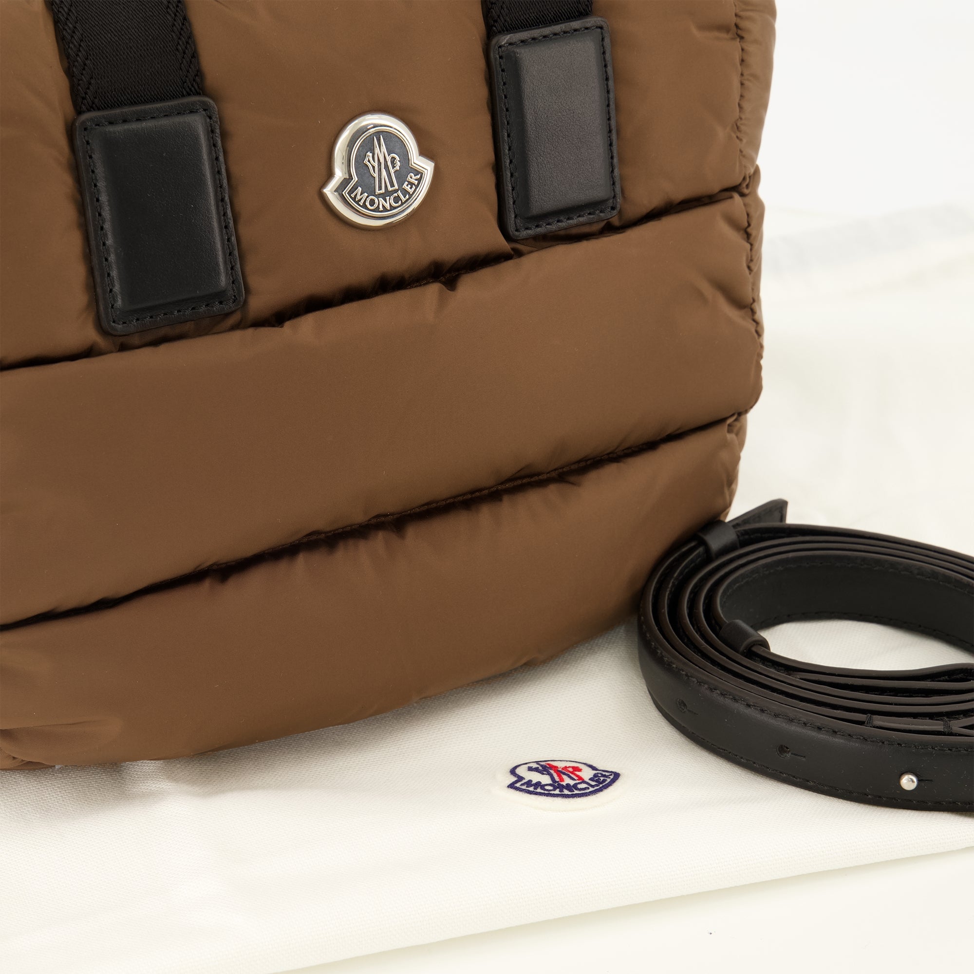 Sacs à main et épaule Mini cabas Caradoc en nylon marron Moncler Marron Femme