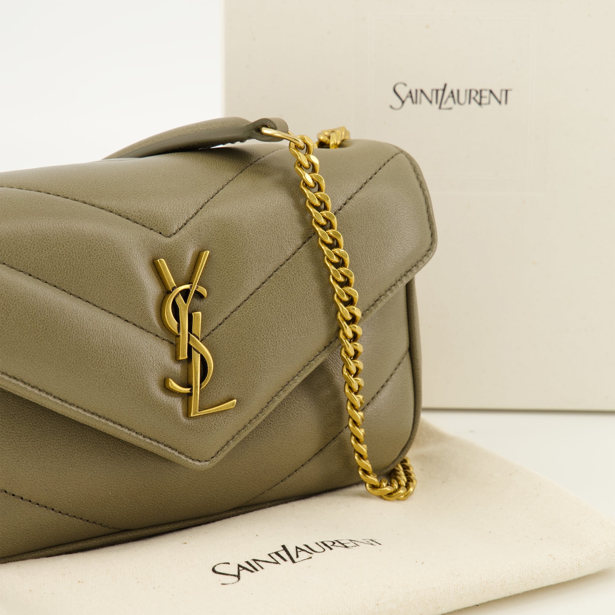 Sacs bandoulière Bolso Mini Loulou en Cuero Caqui Saint Laurent Kaki Femme