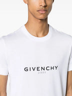 T-Shirts Invertiertes Logo T-Shirt Givenchy Weiß Homme