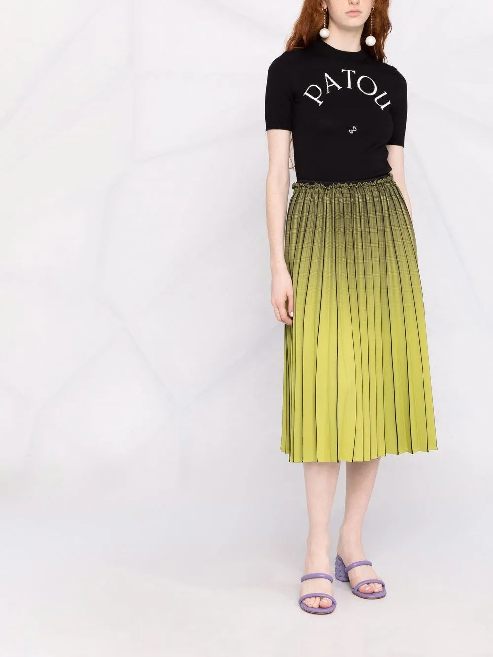 Image de l'article Pull Patou de la marque Patou pour Femme - Saison Automne-Hiver 2025 - Vue de Dos