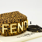 Imagem da bolsa Fendigraphy mini leopardo da marca Fendi para Mulheres - Temporada Outono-Inverno 2025 - Vista Detalhada_3