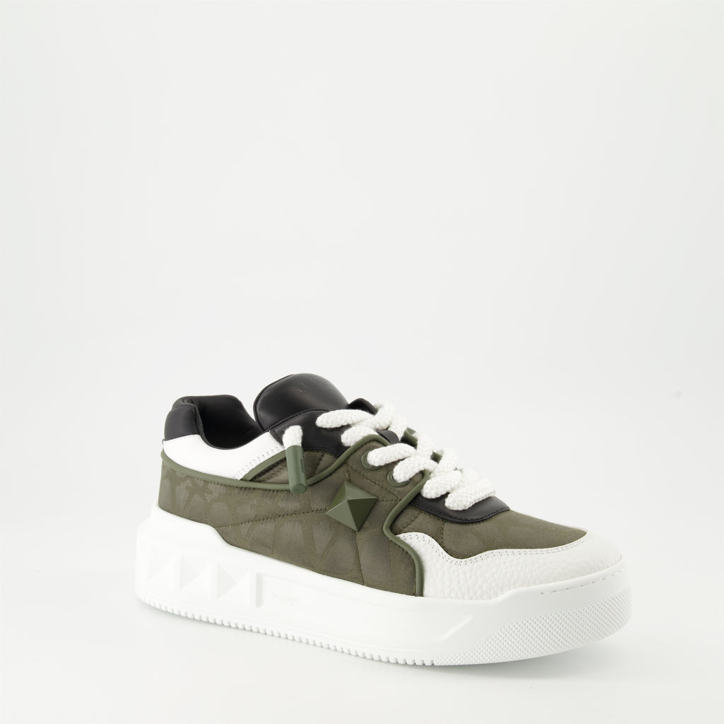 Baskets Baskets One Stud XL Valentino Garavani Kaki Homme