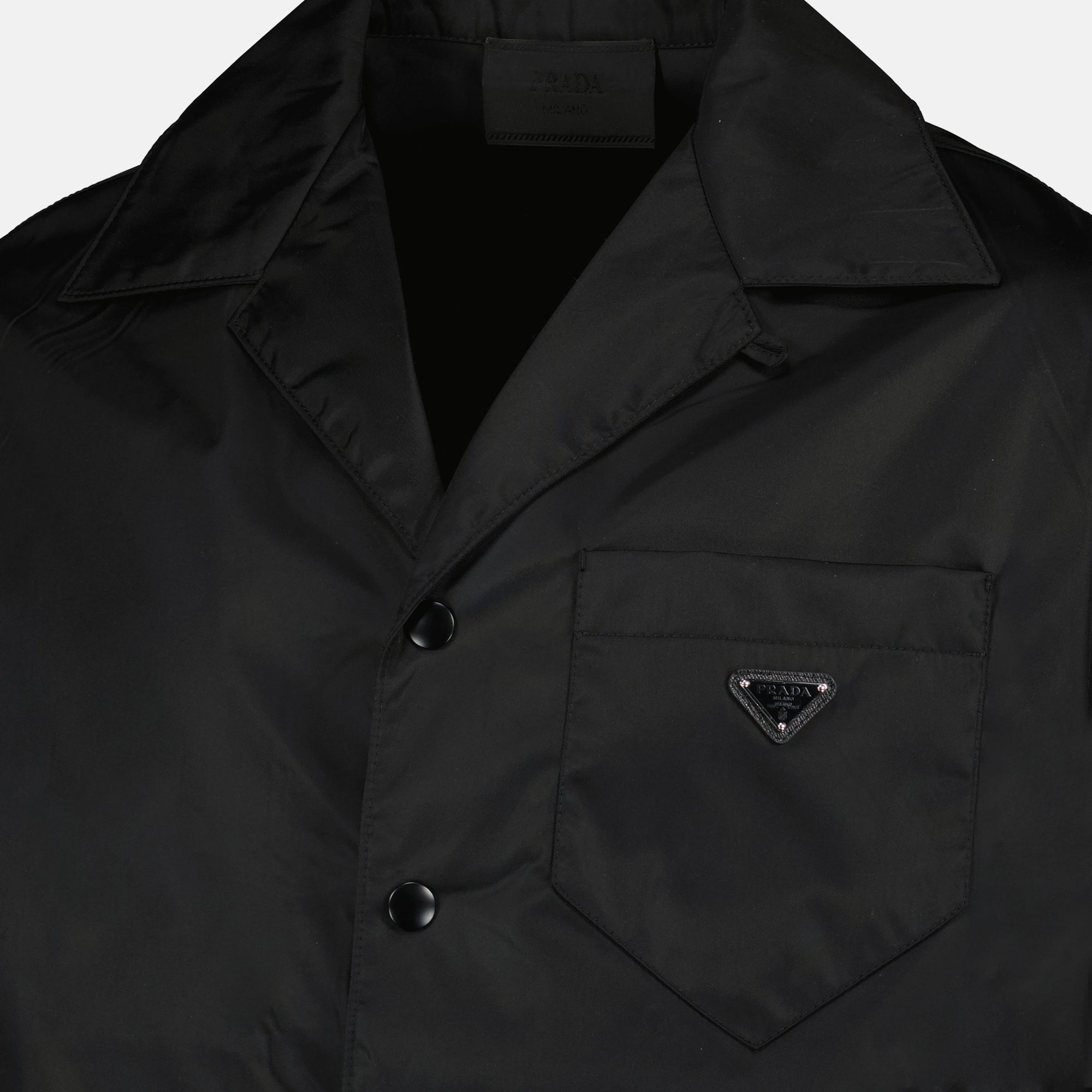 Image of the black nylon shirt from the brand Prada for Men - Spring-Summer 2026 - Detailed View_2