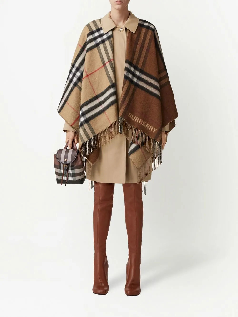 Vestes Poncho à carreaux Burberry Beige Femme