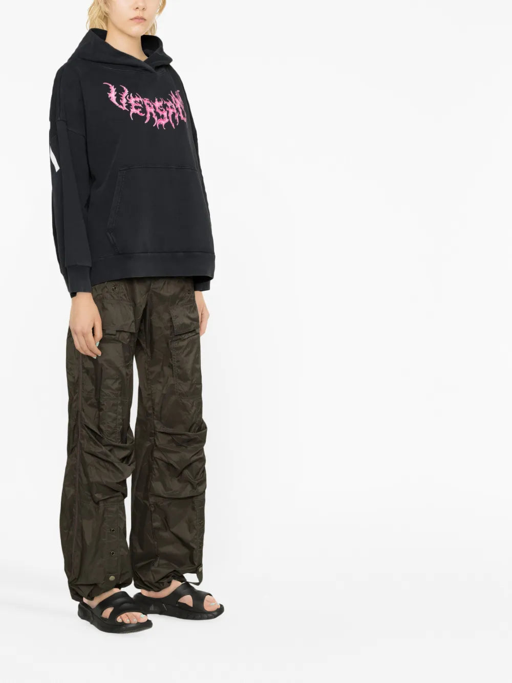 Sweatshirts Hoodie à logo Versace Noir Femme