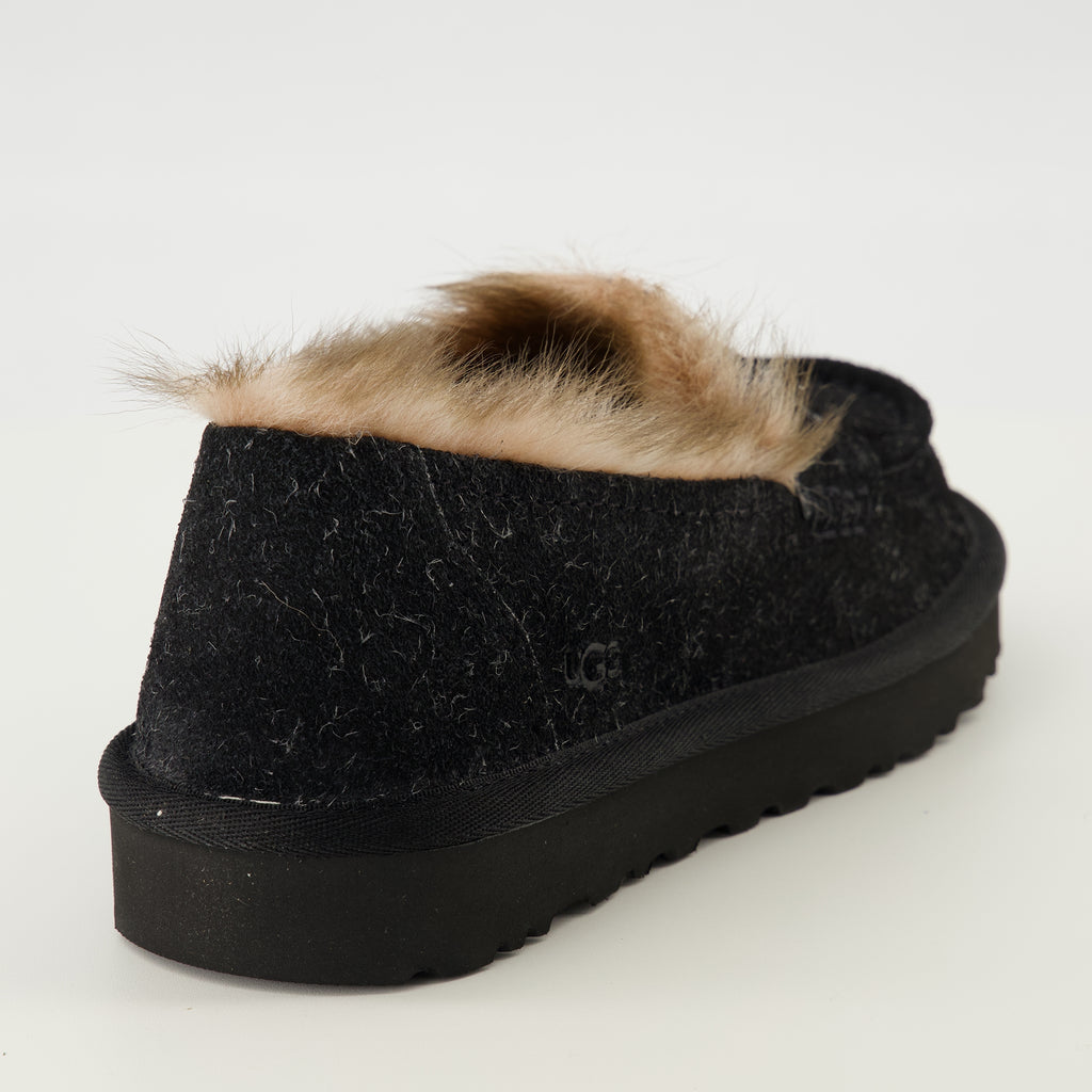 Image of the Ugg brand black Ellis loafers for Women - Spring-Summer 2026 - Back view