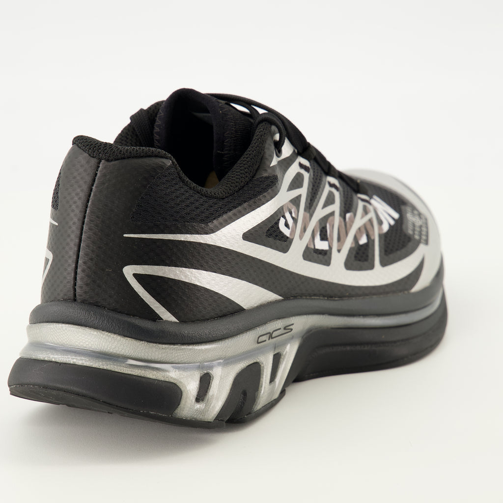 Imagen de las zapatillas MM6 x Salomon de la marca Mm6 para Mujer - Temporada Otoño-Invierno 2025 - Vista trasera