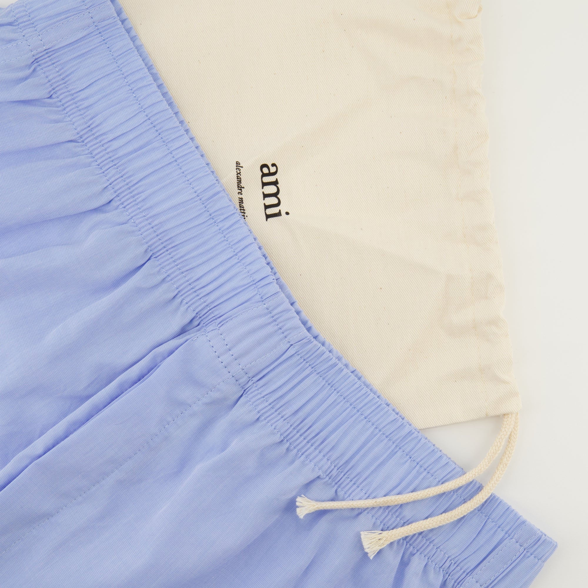 Image de l'article Boxer AMI de coeur de la marque Ami PARIS pour Homme - Saison Automne-Hiver 2025 - Vue détaillée_2