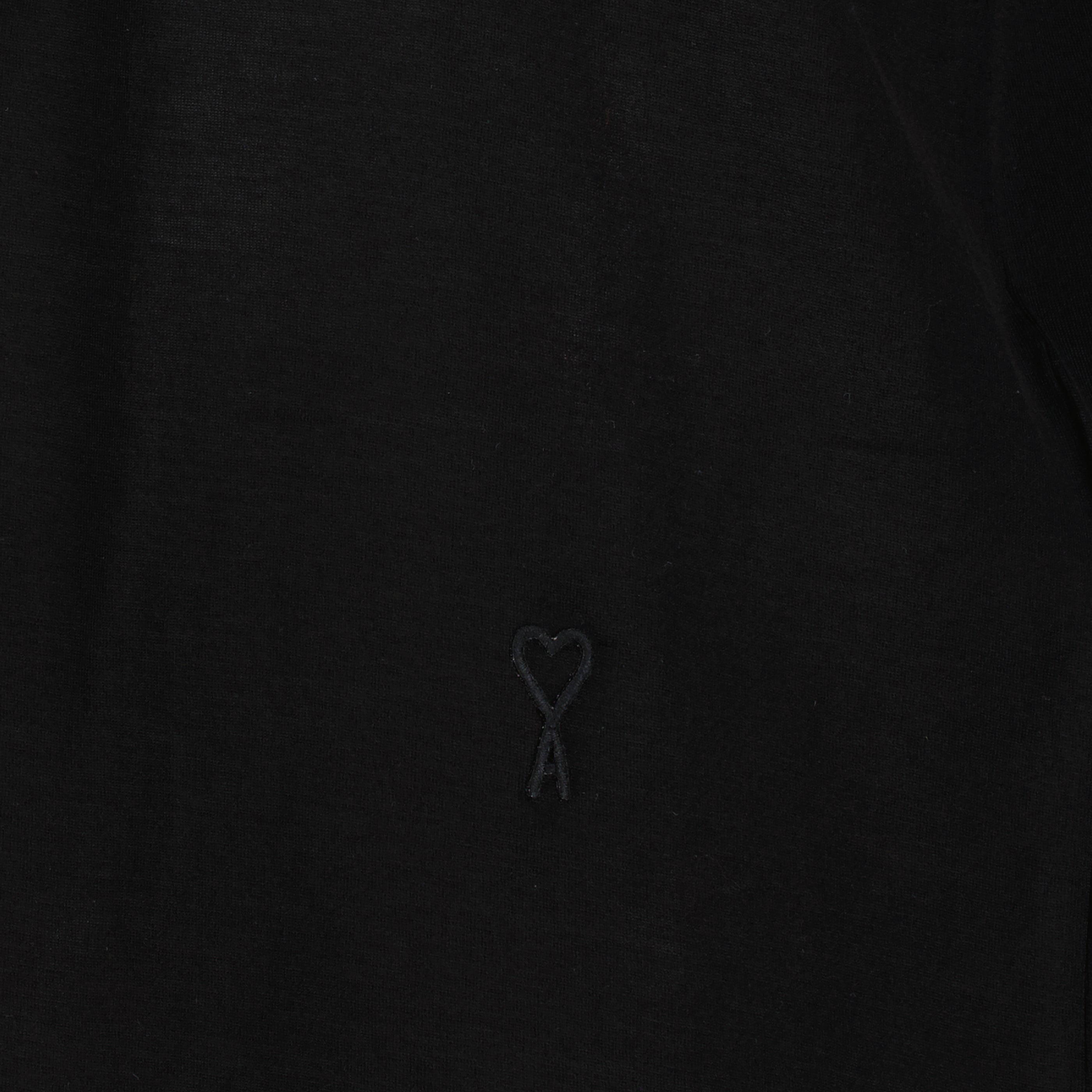 Immagine dell'articolo Canotta nera in cotone del marchio Ami PARIS per Uomo - Stagione Primavera-Estate 2026 - Vista dettagliata_1