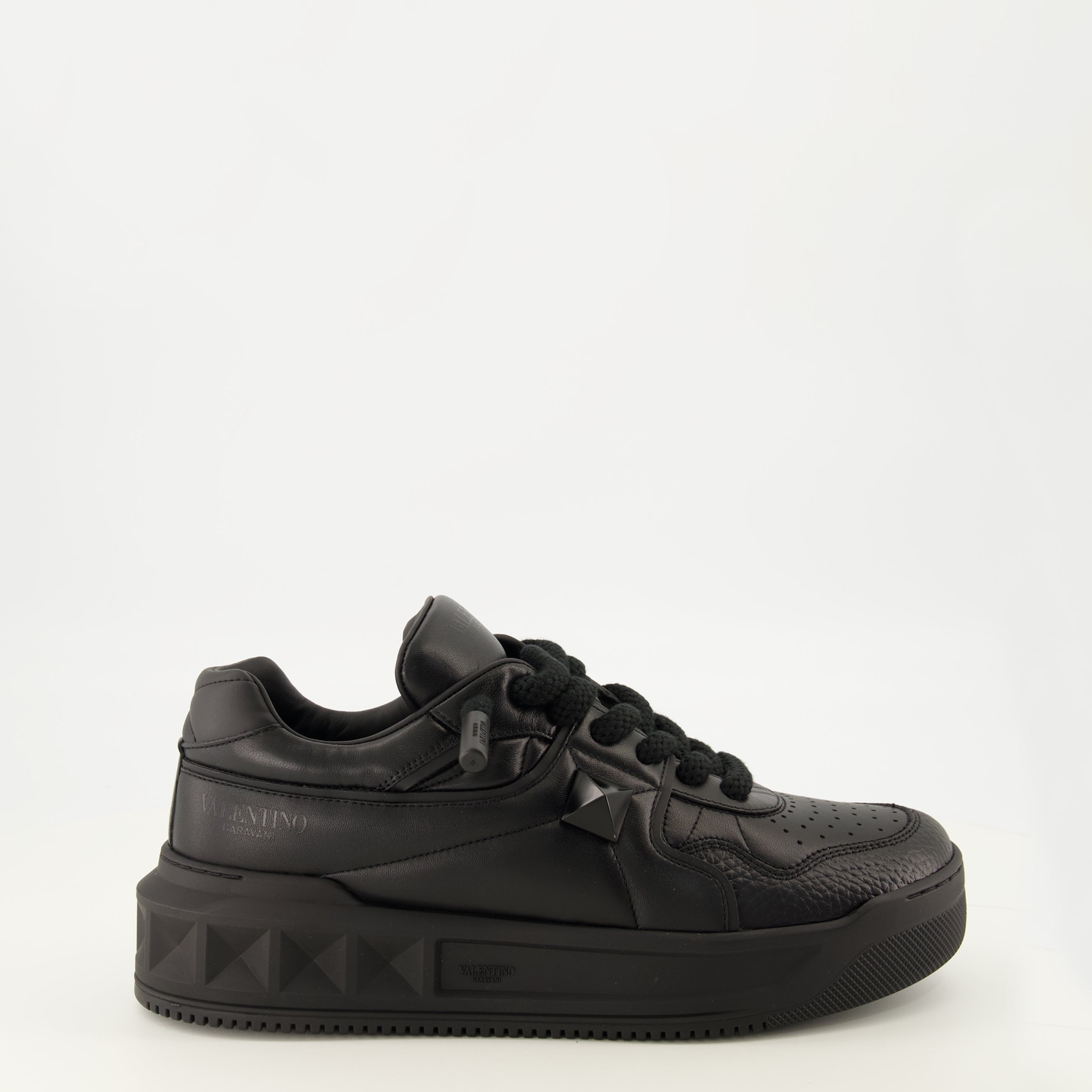 Baskets ワンスタッド XL ブラックスニーカー Valentino Garavani Noir Homme