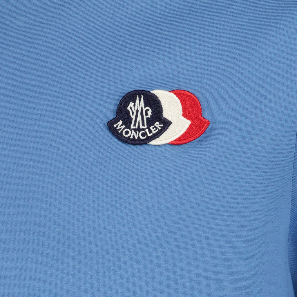 T-shirts 파란색 3색 로고가 있는 면 티셔츠 Moncler Bleu Homme