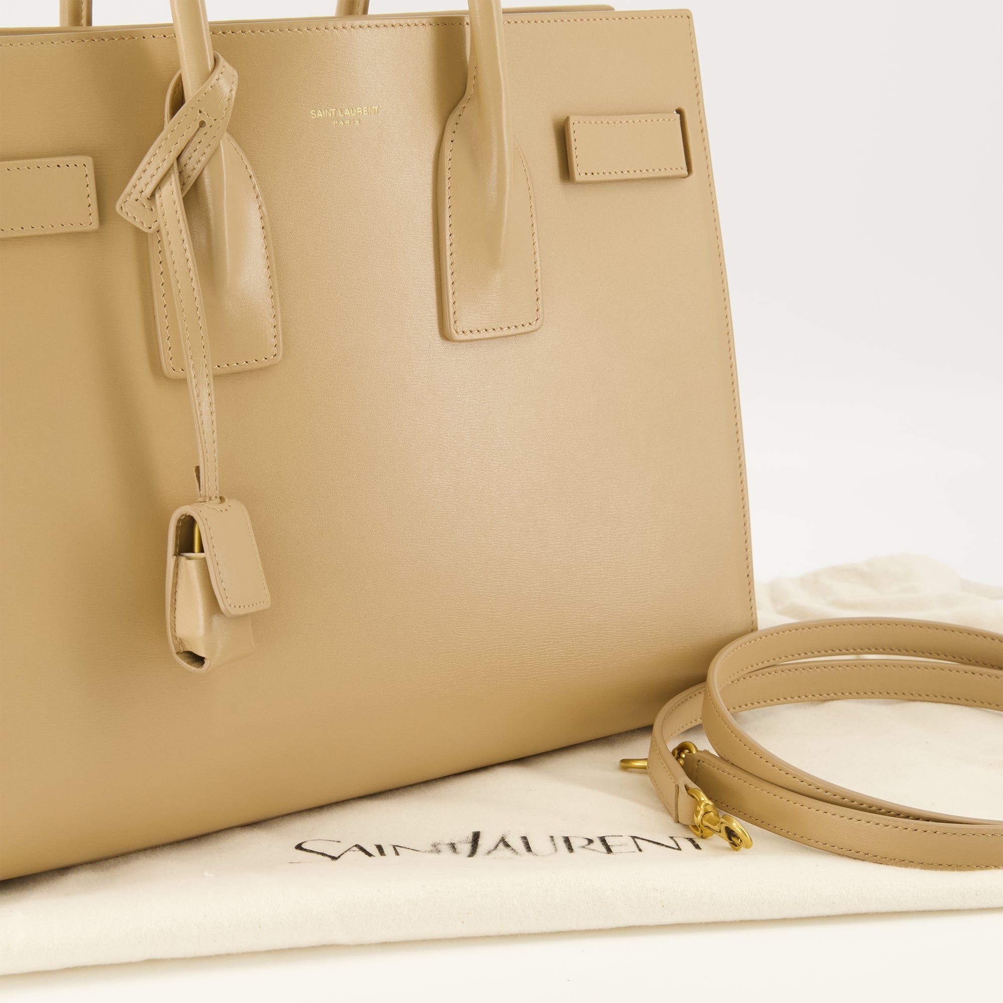 Image de l'article Sac de jour small beige de la marque Saint Laurent pour Femme - Saison Printemps-Été 2026 - Vue détaillée_2