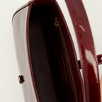 Image of the article Le 5 à 7 burgundy patent leather bag by Saint Laurent for Women - Autumn-Winter 2025 - Detailed View_3