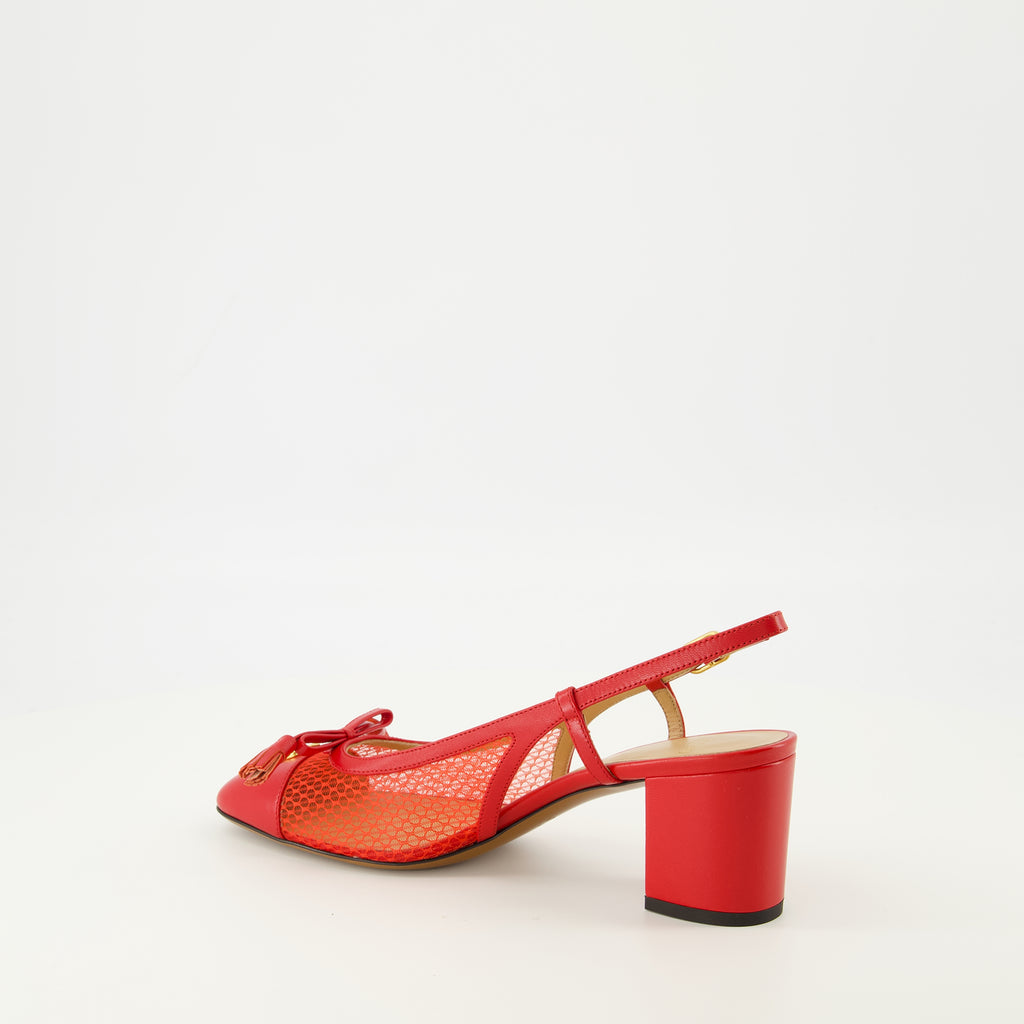 Imagen de los zapatos de tacón rojo Valet du Roi de la marca Valentino Garavani para Mujer - Temporada Primavera-Verano 2026 - Vista tres cuartos trasera derecha