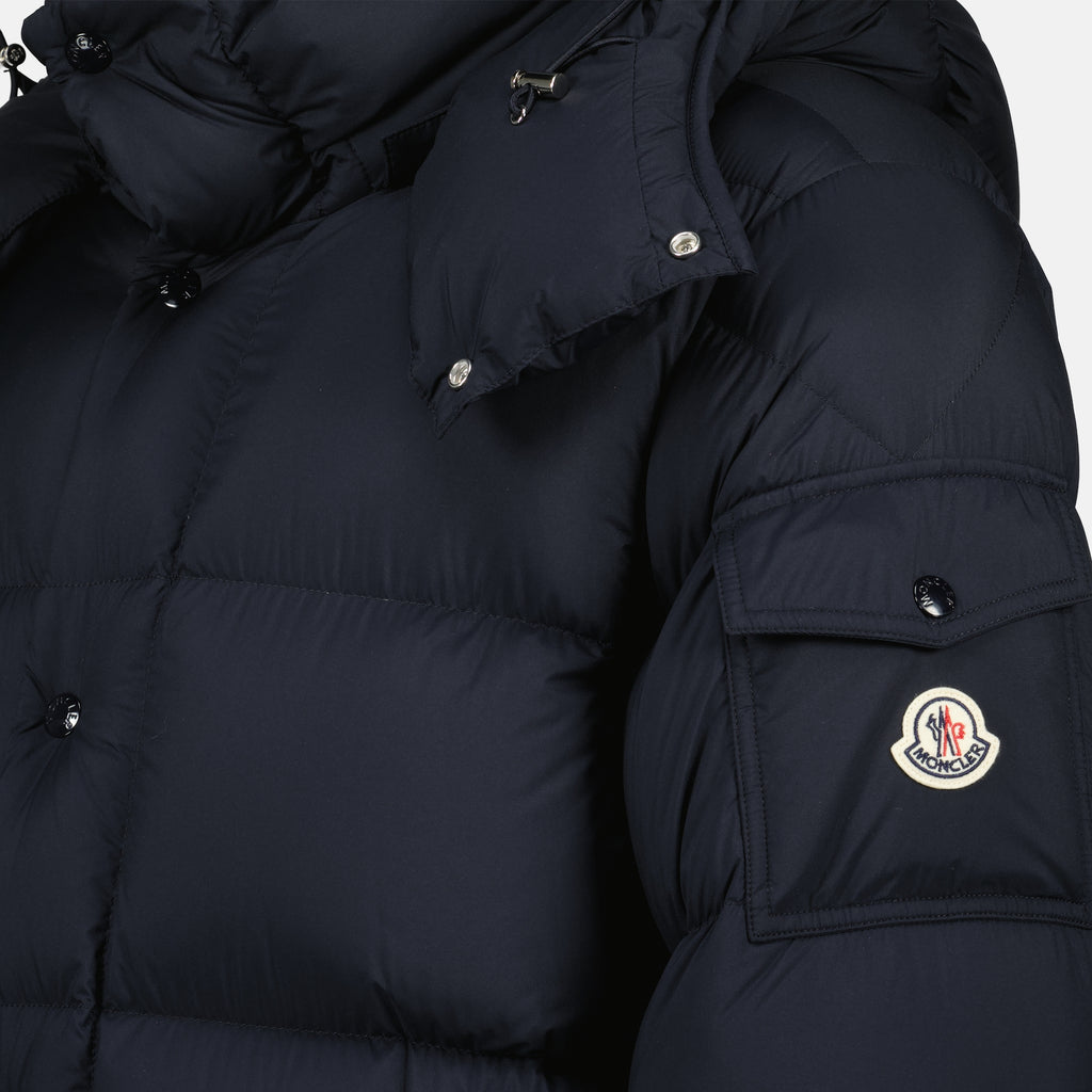 Imagen del abrigo largo Hanoverian de Moncler para Hombre - Temporada Otoño-Invierno 2025 - Vista Detallada_2