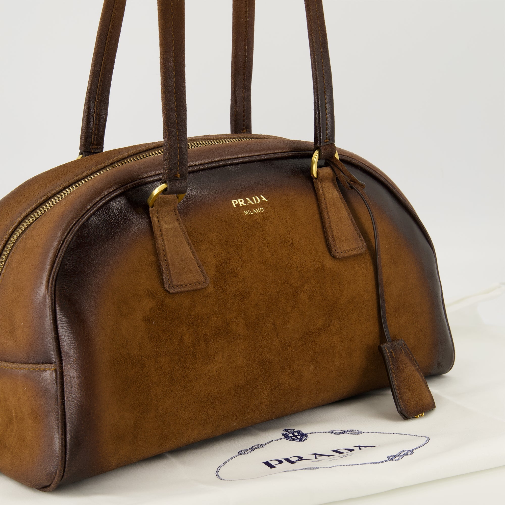 Image de l'article Sac Bowling de la marque Prada pour Femme - Saison Automne-Hiver 2025 - Vue détaillée_2