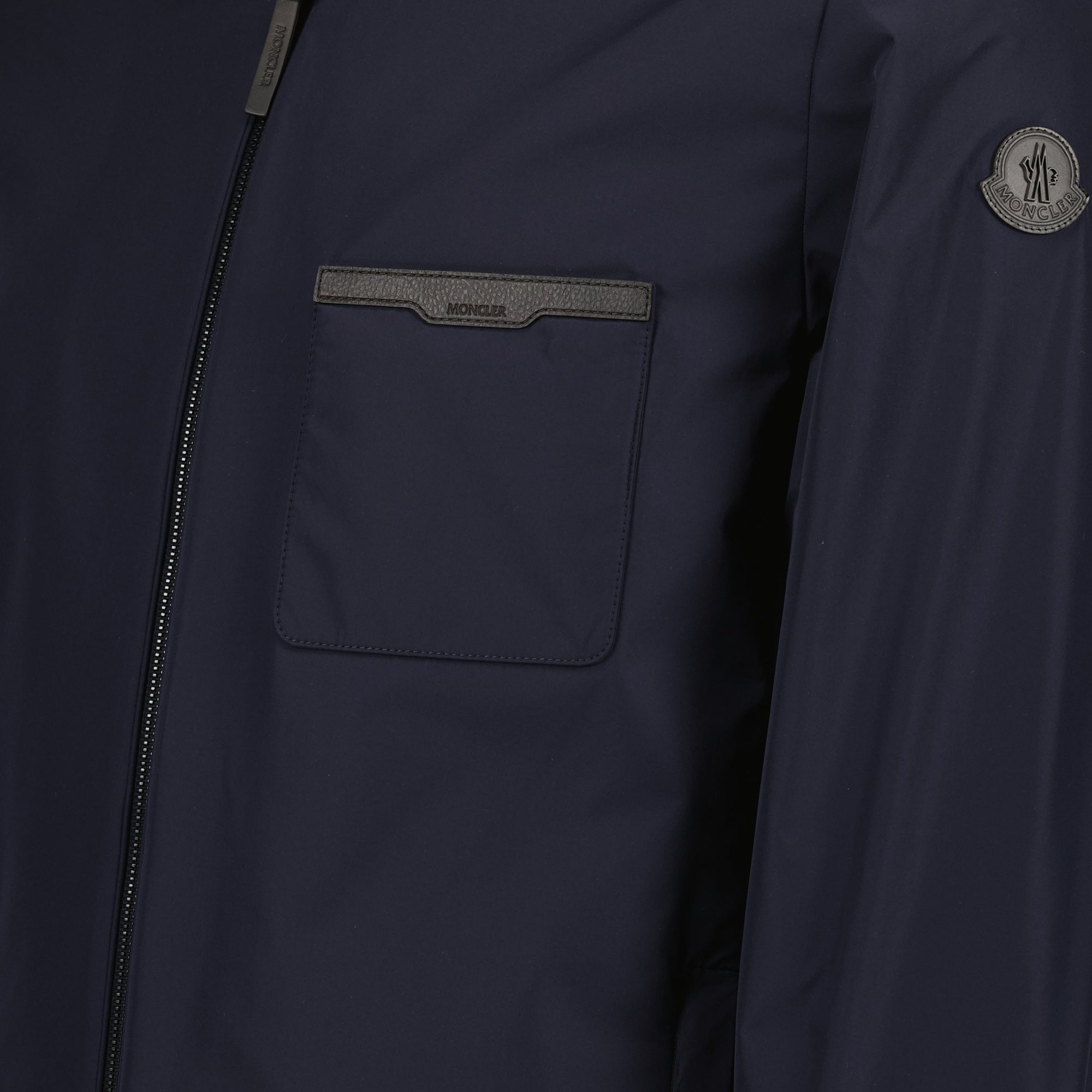 Image of the Tollymore navy blue shirt jacket from the brand Moncler for Men - Spring-Summer 2026 - Detailed View_1
