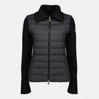 Imagen del cárdigan negro bicolor de la marca Moncler para Mujer - Temporada Primavera-Verano 2026 - Vista Frontal