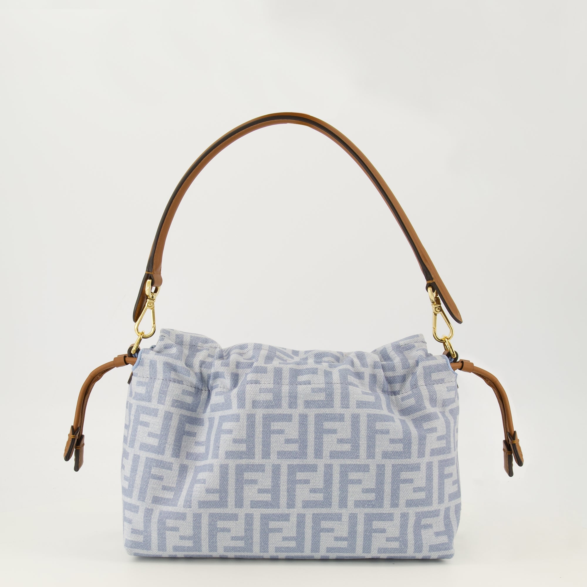 Sacs à main et épaule Baguette® 소프트 미디엄 백 in FF 데님과 가죽 Fendi Bleu Femme