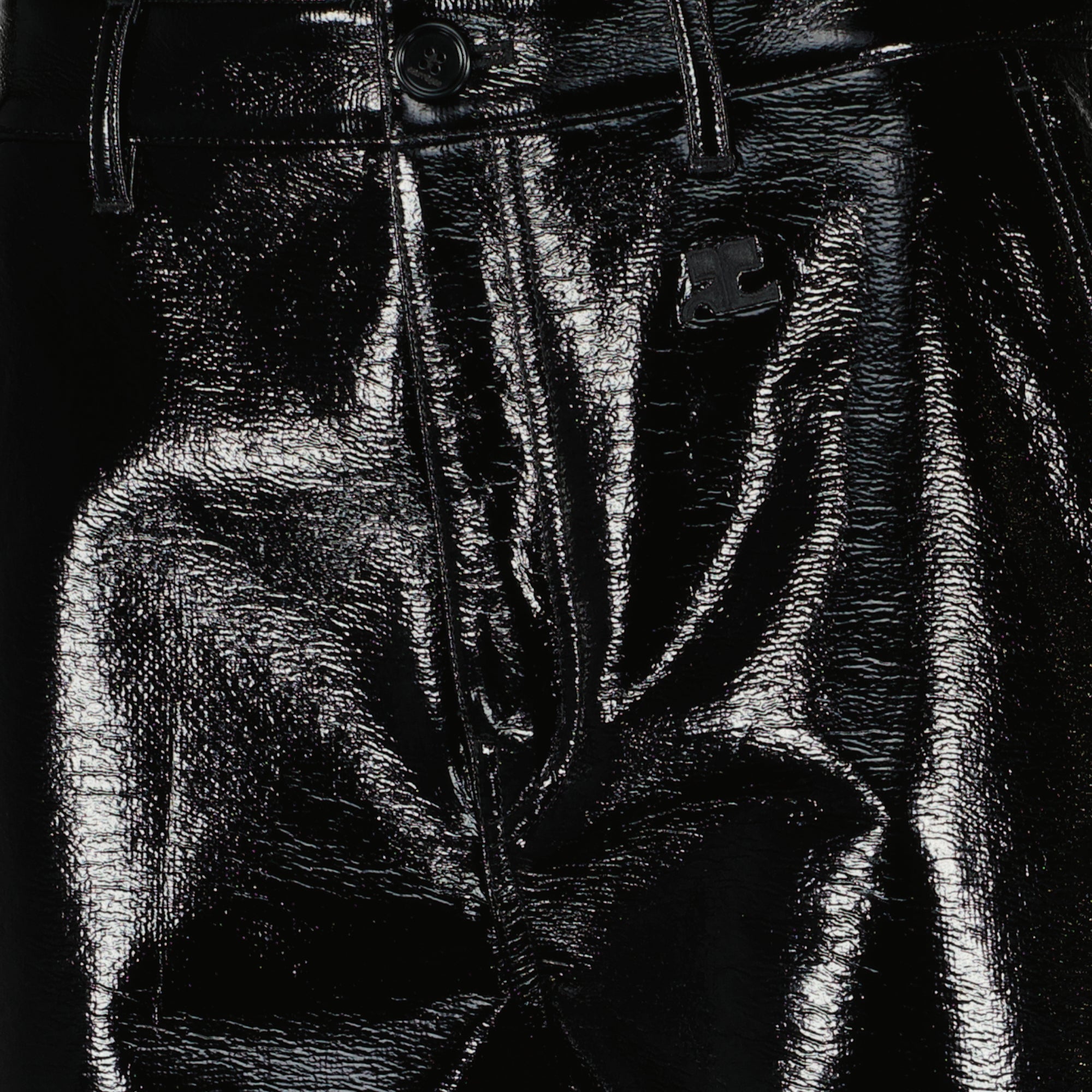 Bild des schwarzen Vinyl-Hammer-Shorts von Courrèges für Frauen - Frühjahr-Sommer 2026 - Detailansicht_1