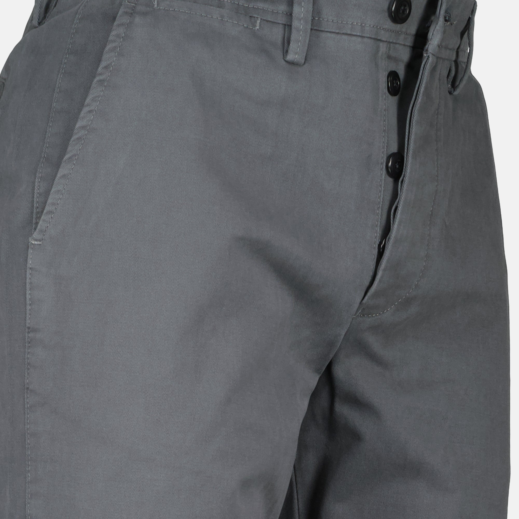 Image de l'article Pantalon Chino de la marque Officine Générale pour Homme - Saison Automne-Hiver 2025 - Vue détaillée_1