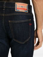 Imagen del artículo Jean D-Strukt 2019 L.30 de la marca Diesel para Hombre - Colección Otoño-Invierno 2025 - Vista Detallada_5