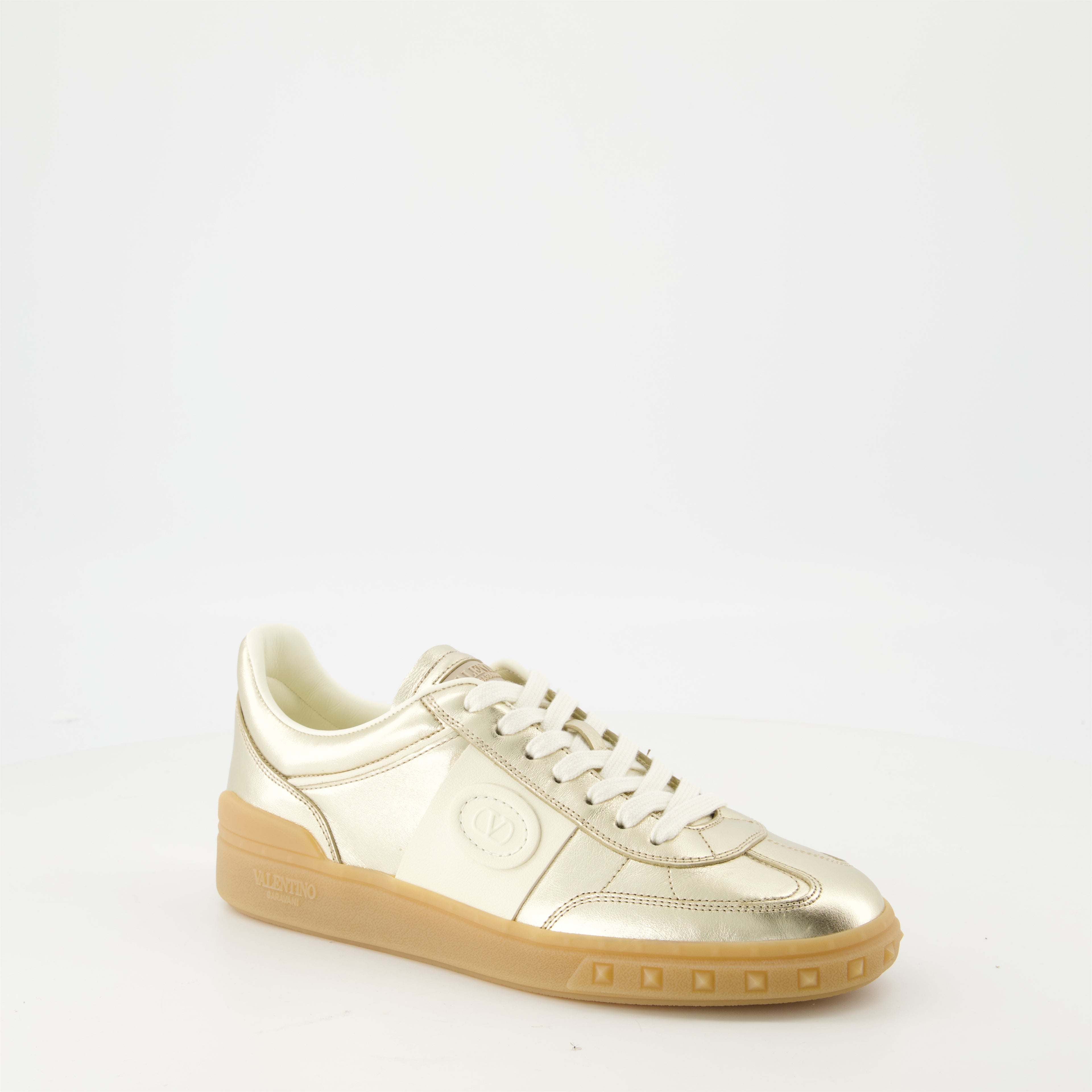 Sneaker UpVillage Gold Sneakers Valentino Garavani Gold Femme