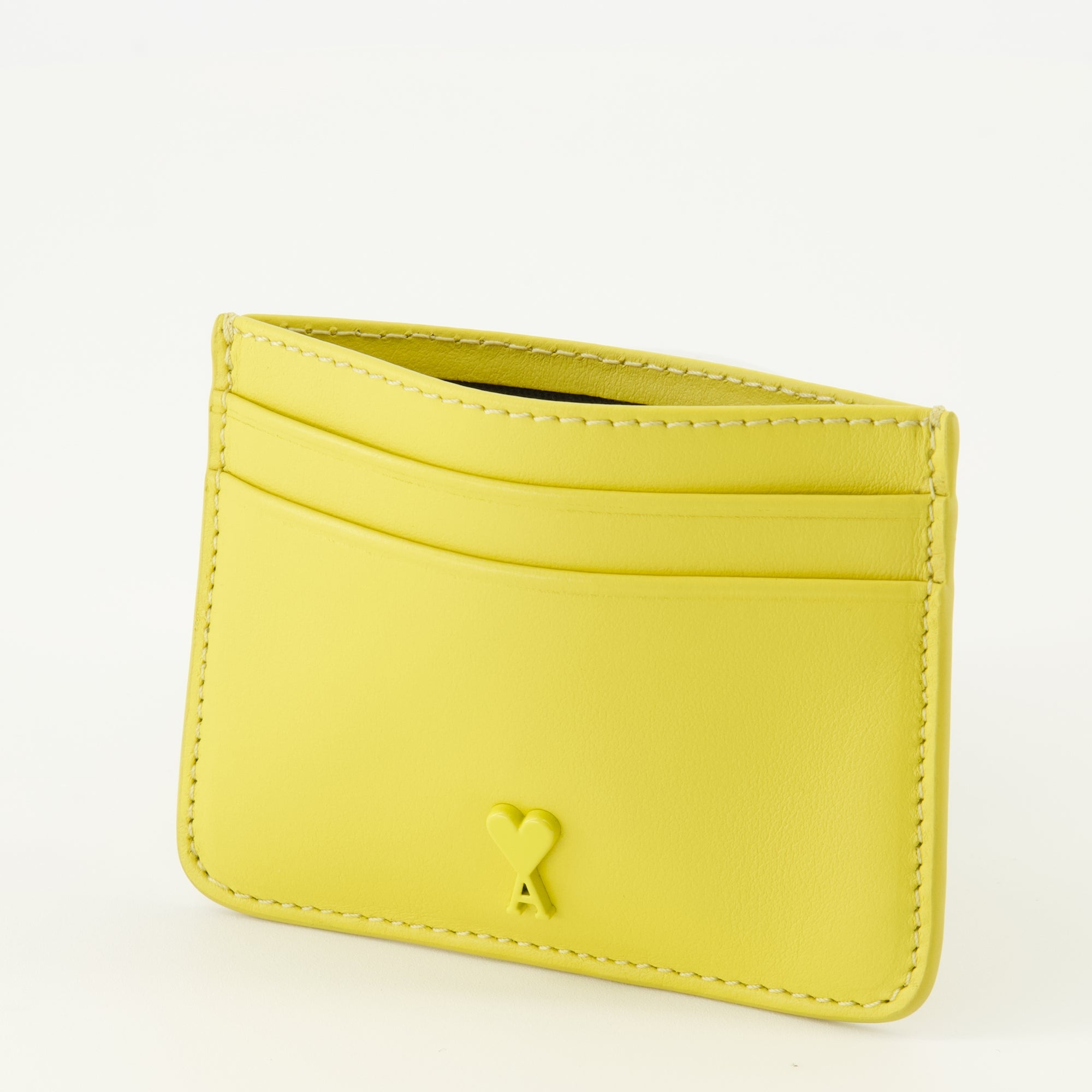 Imagem do porta-cartões amigo de coração amarelo da marca Ami PARIS para Unisex - Temporada Primavera-Verão 2026 - Vista Detalhada_2