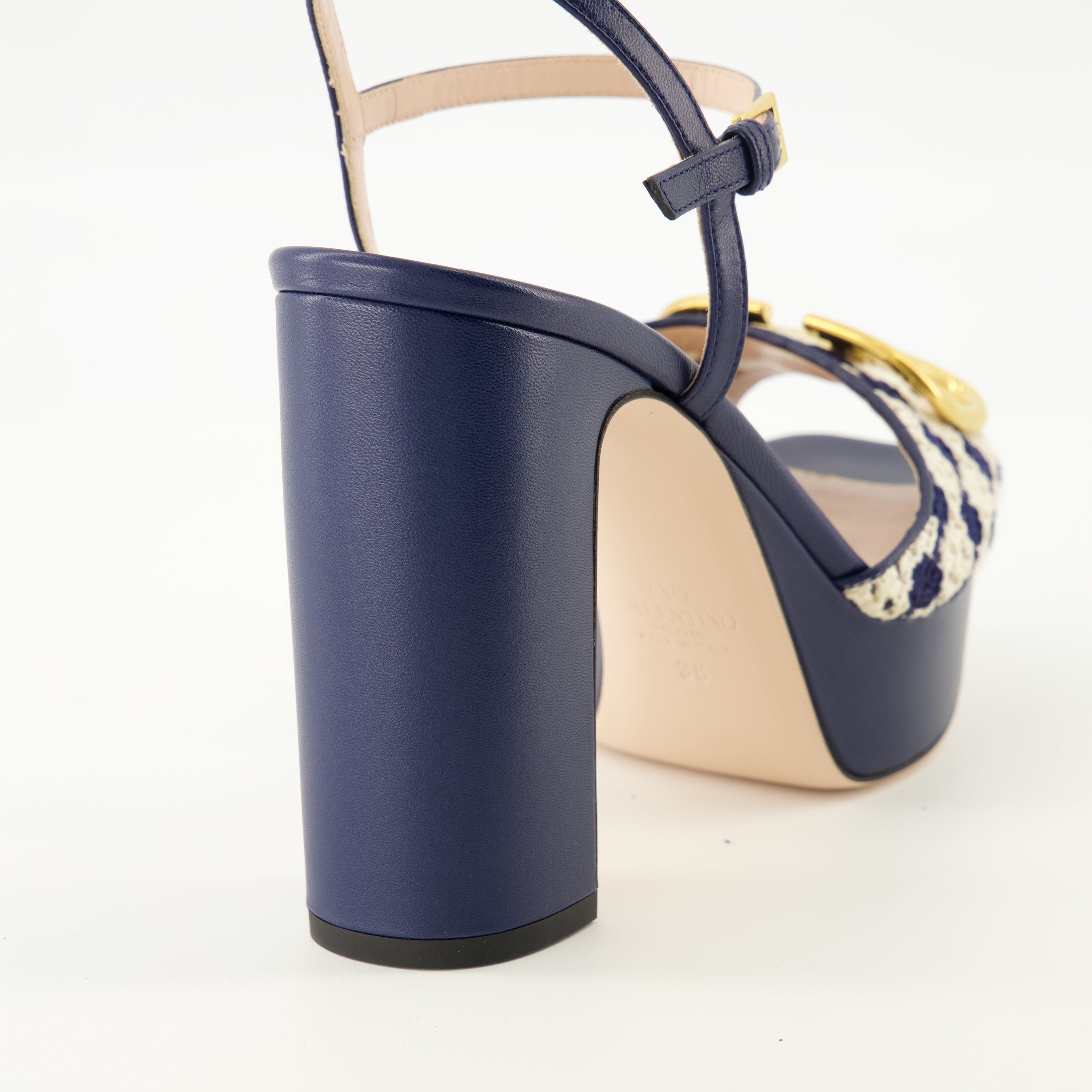 Chaussures ouvertes VLogo Tacchi Blu Navy Valentino Garavani Bleu foncé Femme